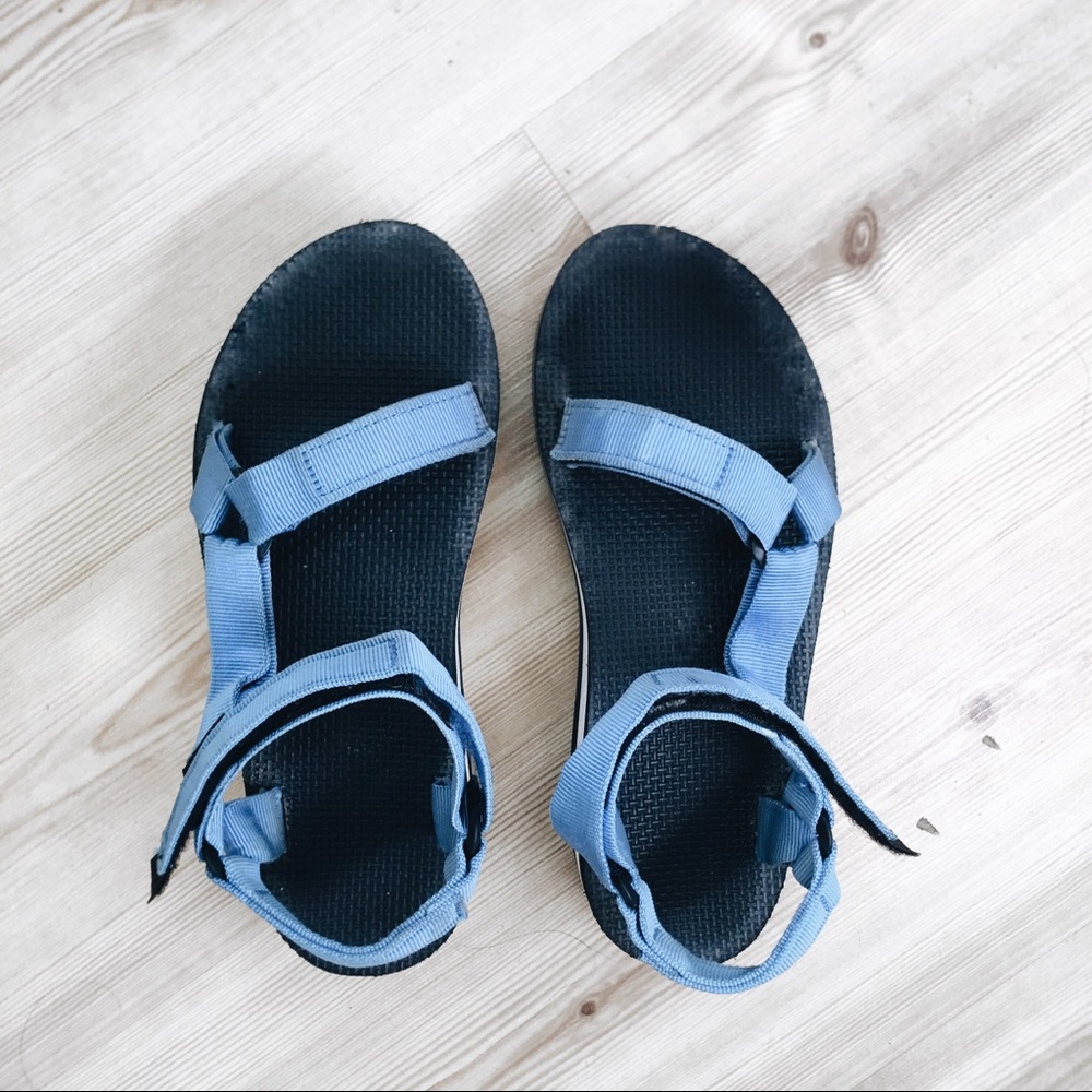 Flatform Sandals